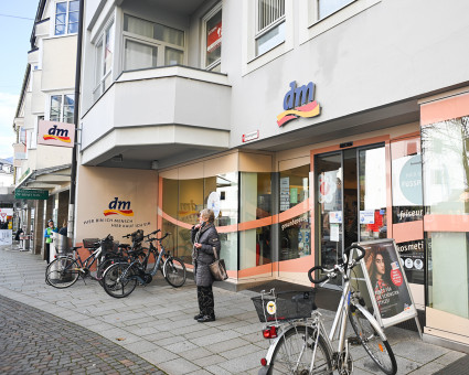 DM Drogerie Markt GmbH - Cityguide Lienz